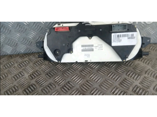 Přístrojová deska Renault Megane I 2003
