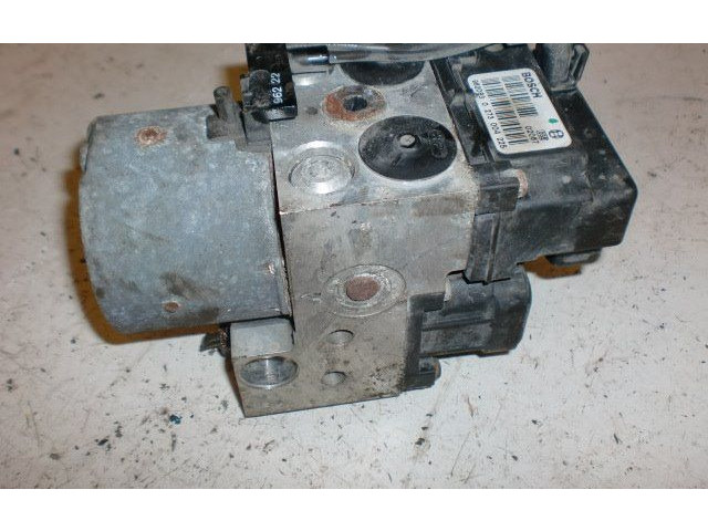 Блок управления АБС Mitsubishi Carisma