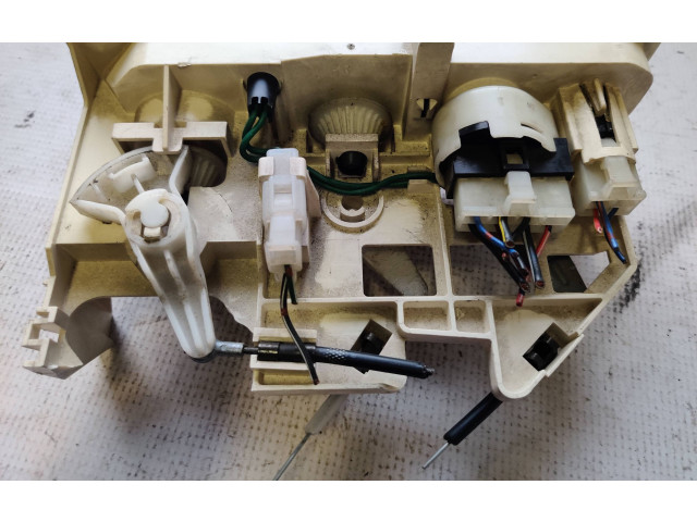 Блок управления климат-контролем MB439701 Mitsubishi Pajero Sport I