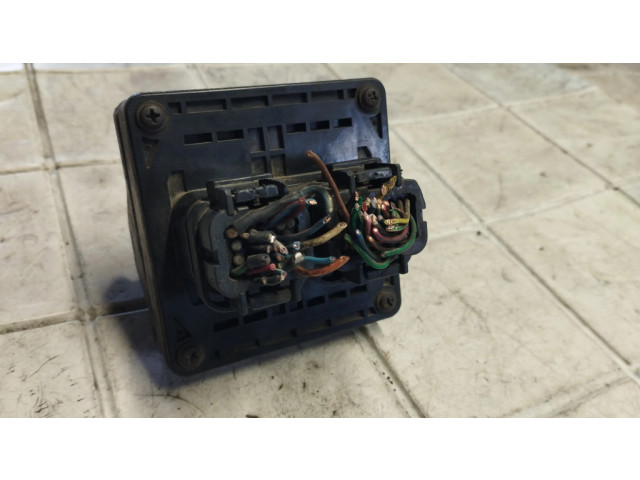 Блок управления коробкой передач 22611AE880, 1125000083 Subaru Forester SF