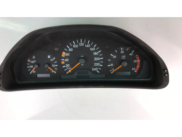 Přístrojová deska Mercedes-Benz E W210 1999 2105401448