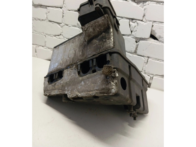 Pojistková skříňka 7H0129601J, 7H0129601M Volkswagen Transporter - Caravelle T5 2005