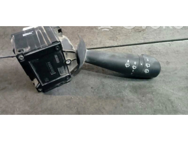 Ручка стеклоочистителей Dacia Sandero