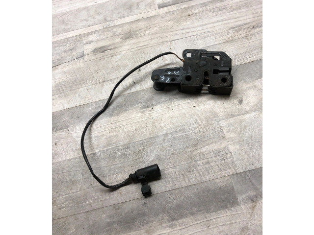 Zámek zadních dveří Audi A6 S6 C6 4F 2007