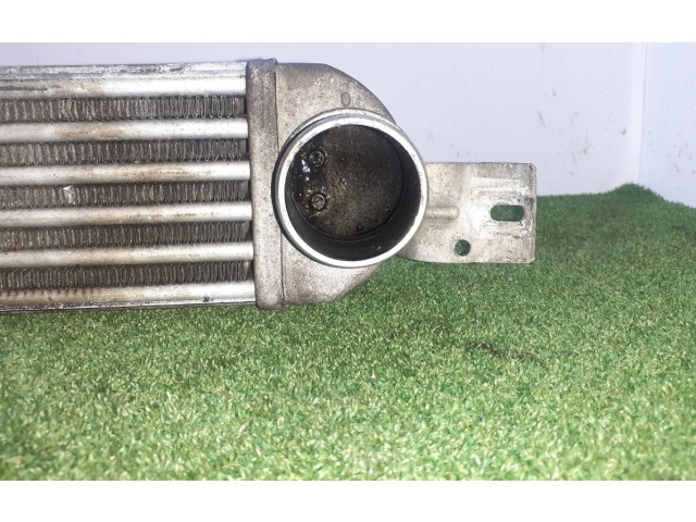 Интеркулер  52401245   Opel Meriva A 