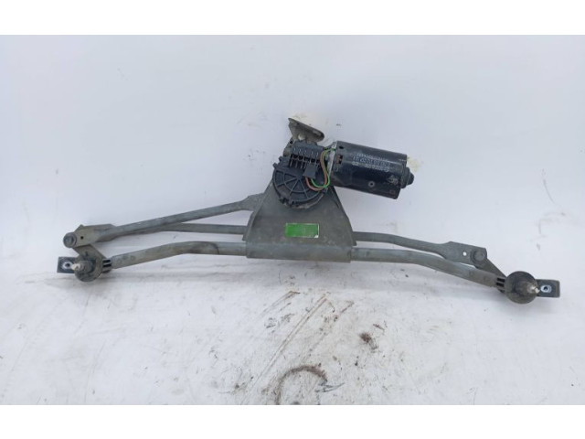 Моторчик дворников 039246313    Volvo 440