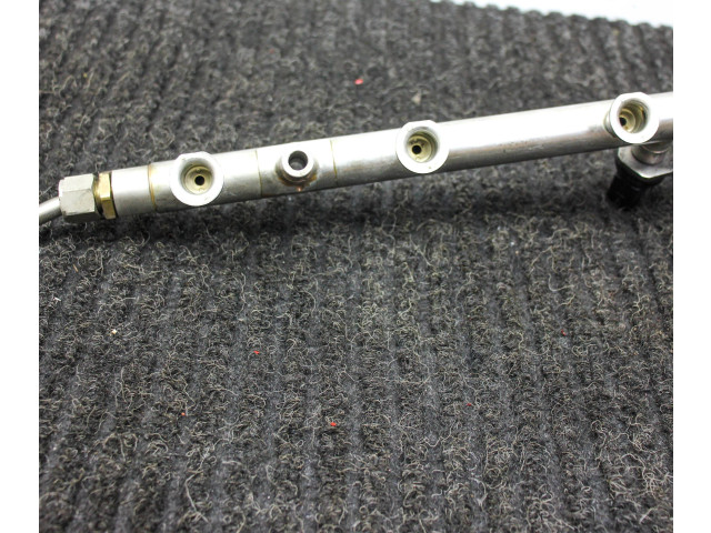 Топливная рампа 06K133317C Audi A5 Sportback 8TA для двигателя CJEB