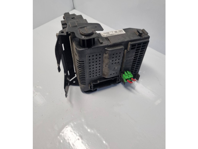 Блок предохранителей 30765149, 28024622 Volvo S60