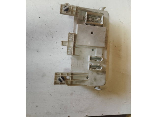 Pojistková skříňka 8690719, 041811 Volvo S40 2005