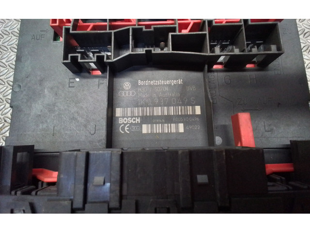 Zpětné zrcátko  Volkswagen Caddy 2007  1K0937049S  