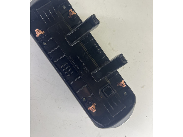 Блок управления климат-контролем    Suzuki Ignis