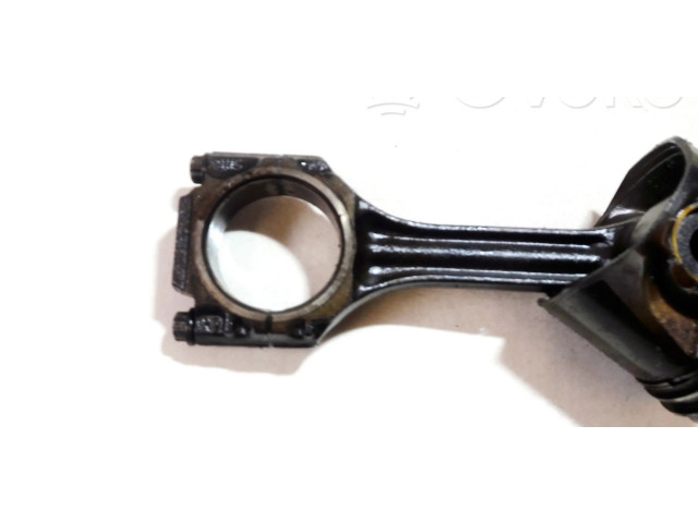 Поршень с шатуном 028h Volkswagen Golf III