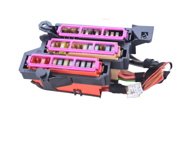 Блок предохранителей 8K2971845A Audi A5 8T 8F