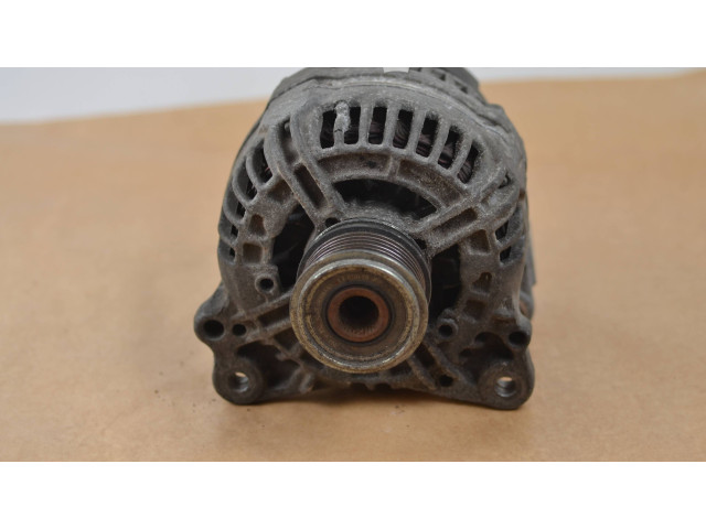 Генератор 06F903023F, 0124525091 Volkswagen Caddy