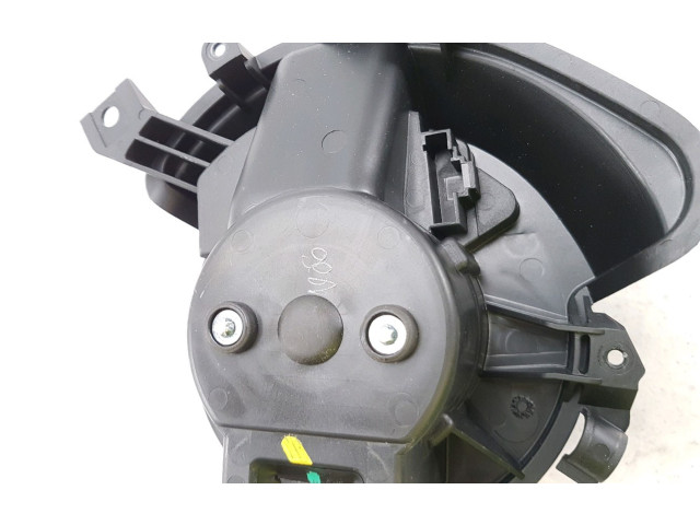 Вентилятор печки    95518102, Z7-9980R   Opel Combo D