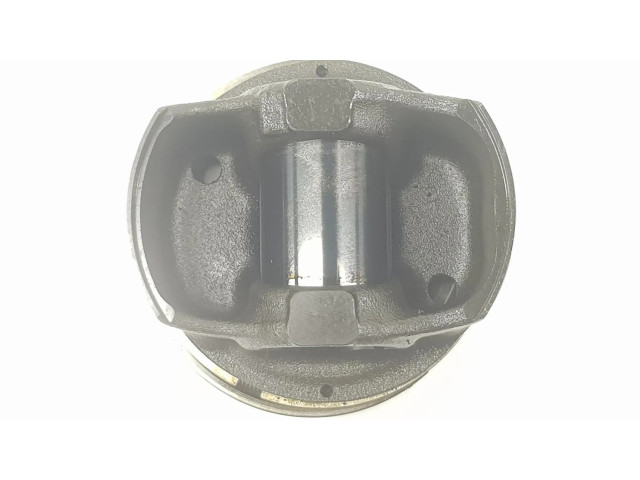 Píst 11258519401, 1212CD BMW 2 Active Tourer U06 pro naftový / Электричество motor