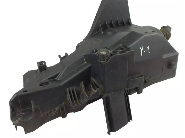 Блок предохранителей  9494210   Volvo XC90    