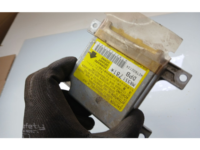 Блок подушек безопасности MR551781, W2T60272A Mitsubishi Pajero
