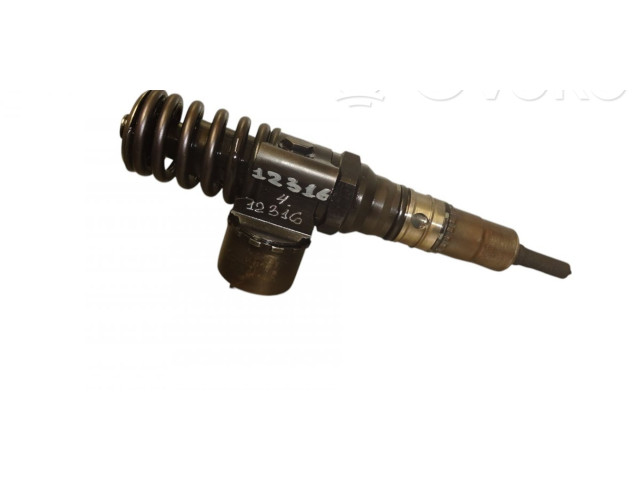 Форсунка 0414720403, 03G130073B    Volkswagen Touran I  AZV 