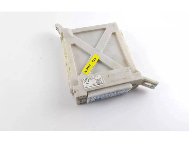 Pojistková skříňka 8273030M30, 8273030M30 Lexus GS 250 350 300H 450H 2016