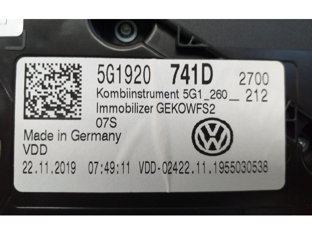 Панель приборов 5G1920741D Volkswagen Golf VII
