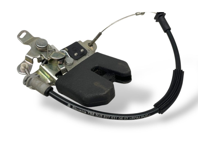 Замок багажника 3U5827505    Skoda Superb B5 (3U) 2001 - 2008 года