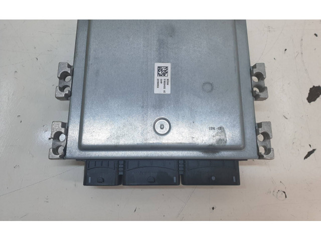 Блок управления двигателя 237102277R Dacia Duster