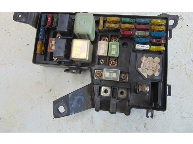 Блок предохранителей    Honda Accord    