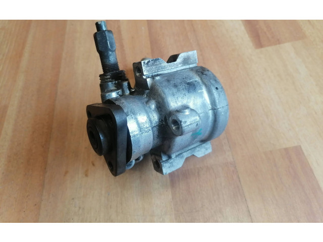 Насос усилителя руля Jeep Cherokee III KJ  2001-2008 года 52088712AC      