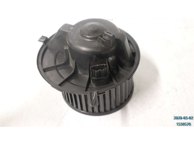 Вентилятор печки    1K1819015F, 1K1819015E   Skoda Yeti (5L)