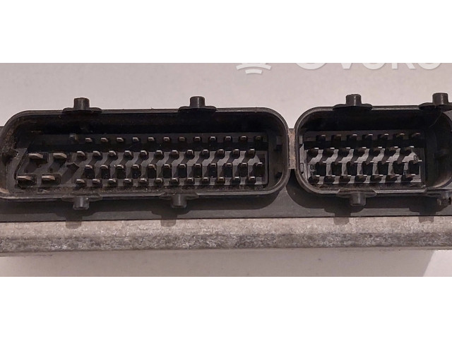 Блок управления двигателя 038906018GN, 28SA4071 Skoda Octavia Mk1 (1U)