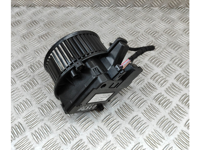 Вентилятор печки    4M1820021A, C24245106   Audi A4 Allroad B9