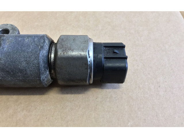 Топливная рампа 8945860010, KH013003 Lexus IS 220D-250-350