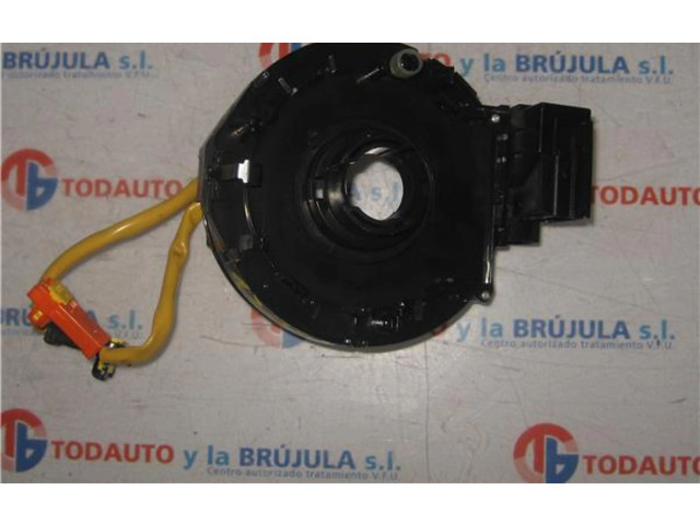 Подрулевой шлейф SRS    Toyota Corolla Verso AR10