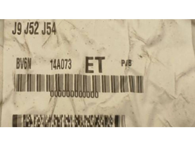 Блок предохранителей BV6N14A073, DJ53117   Ford Focus    