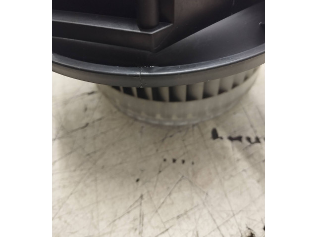 Вентилятор печки Volvo V70