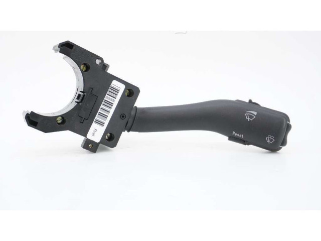 Ручка стеклоочистителей 4B0953503G   Audi TT Mk1