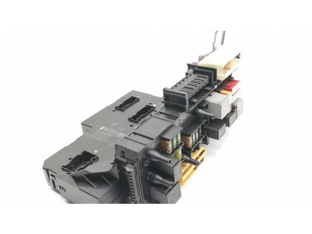 Pojistková skříňka 2049001202, 11570553 Mercedes-Benz C W204 2009