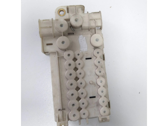 Pojistková skříňka 8370638, 1757500000 BMW 5 E39 2001