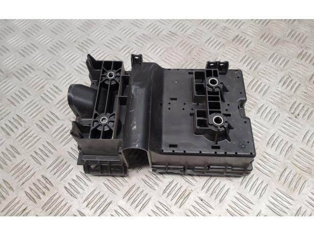 Pojistková skříňka 68239267AC Chrysler Pacifica 2020