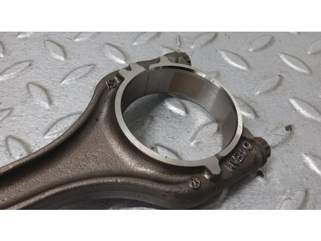 Píst 04E198401AE, 05E107065C Volkswagen T-Roc pro benzínový motor 1.5 DPCA