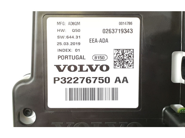 Панель приборов 32276750   Volvo S60       