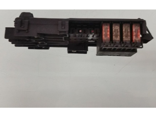 Блок предохранителей  2115452601, 01394841   Mercedes-Benz ML W164    
