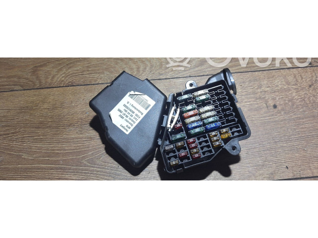 Блок предохранителей 8d1941824 Audi A6 S6 C5 4B