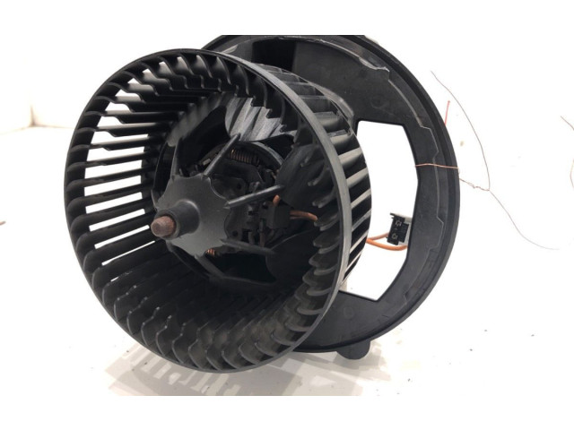 Вентилятор печки 5Q1819021A Volkswagen Golf VII