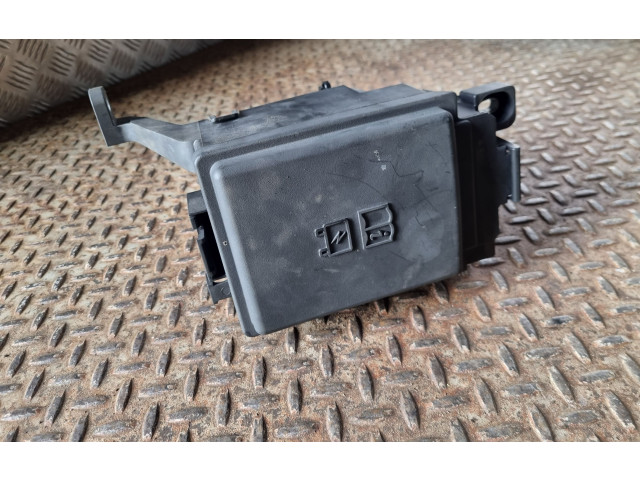 Блок предохранителей GX7314A076DA Jaguar XE