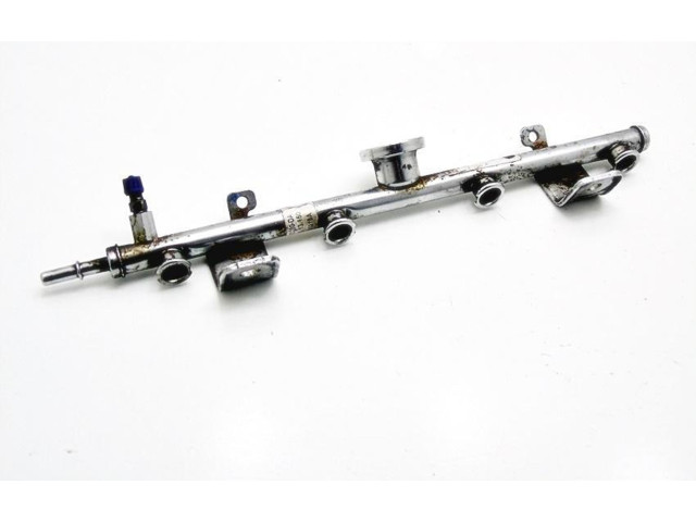 Топливная рампа 1S7G-9D270-DA   Volvo S40  