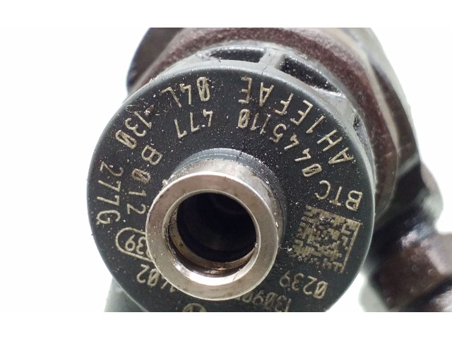 Форсунка 0445110477, 04L130277G    Skoda Octavia Mk3 (5E)  CLHA 