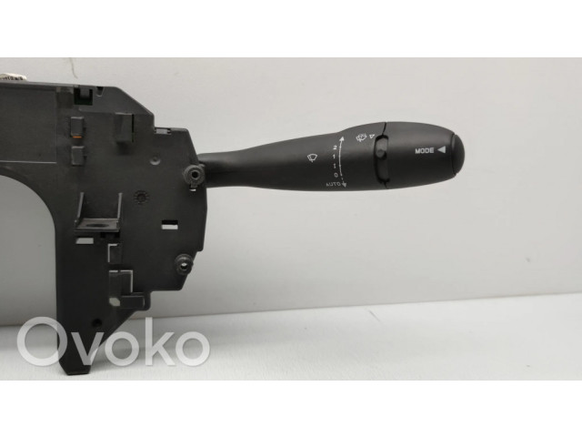 Ручка поворотов/ фонарей