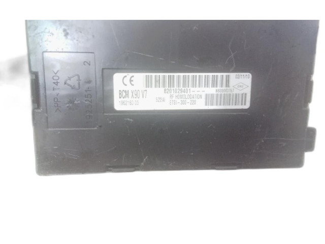 Комплект блоков управления 8201002106, 8201002106 Dacia Sandero